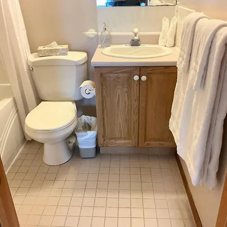Hotel Wolfe Island Marysville Room photo